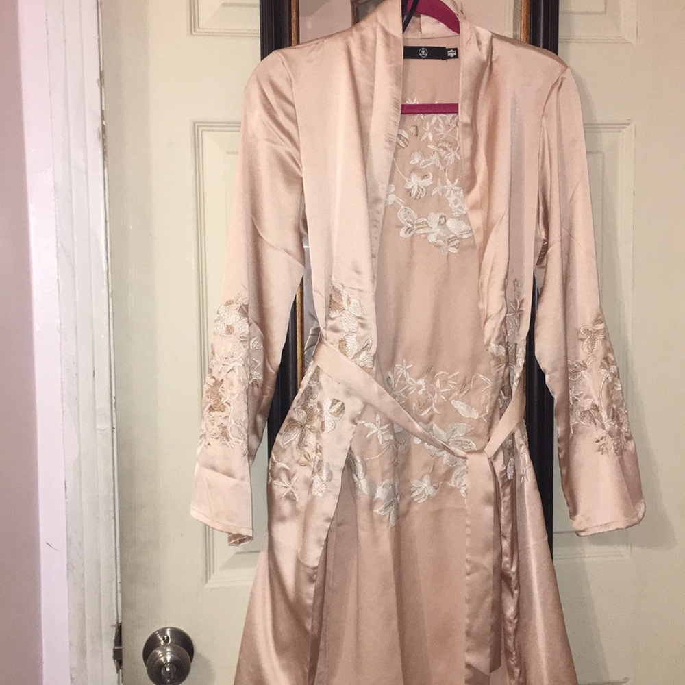 Missguided Kimono